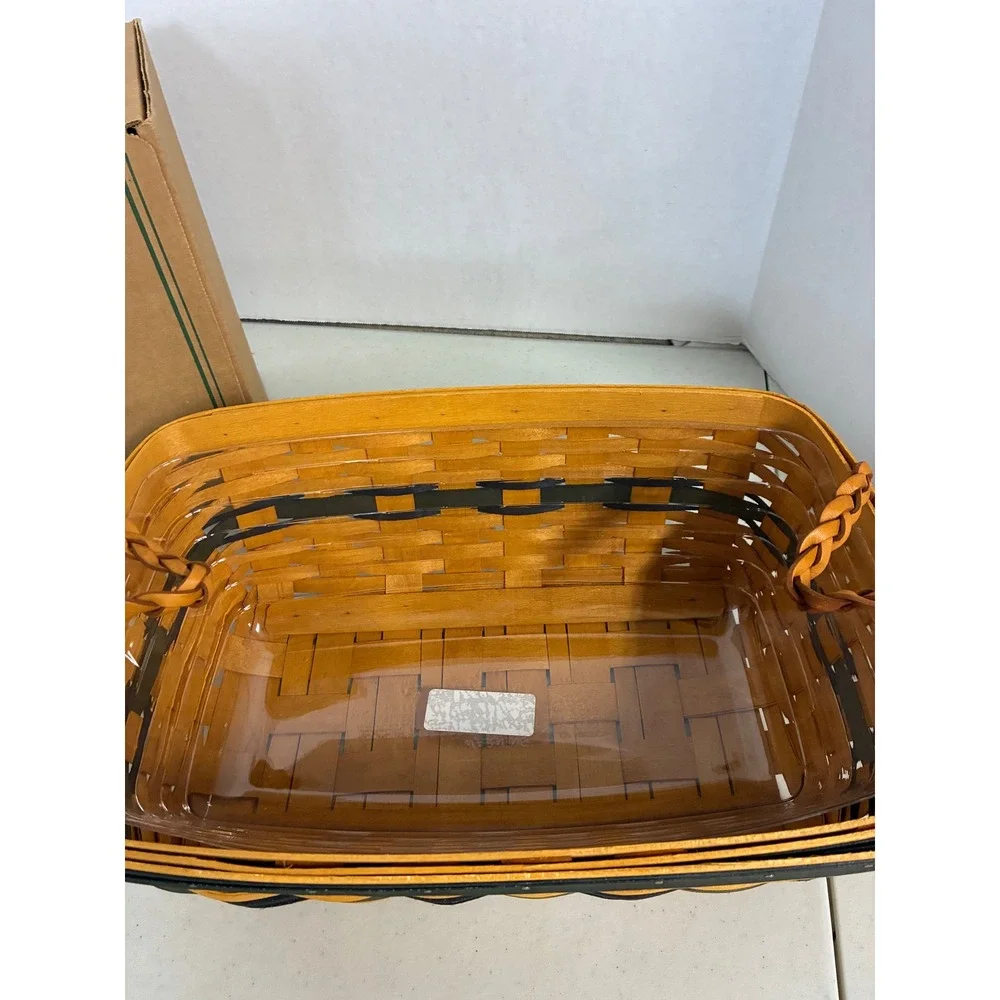 Longaberger 1997 Collectors Club‎ Welcome Home Basket with Liner and Box